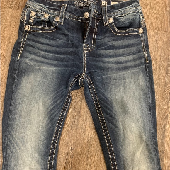 Miss Me jeans size 26, 33.5” inseam - Picture 2 of 5